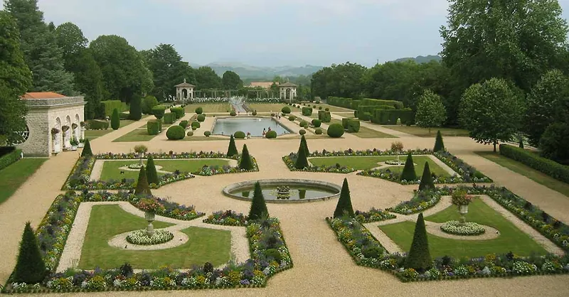Villa Arnaga et ses jardins